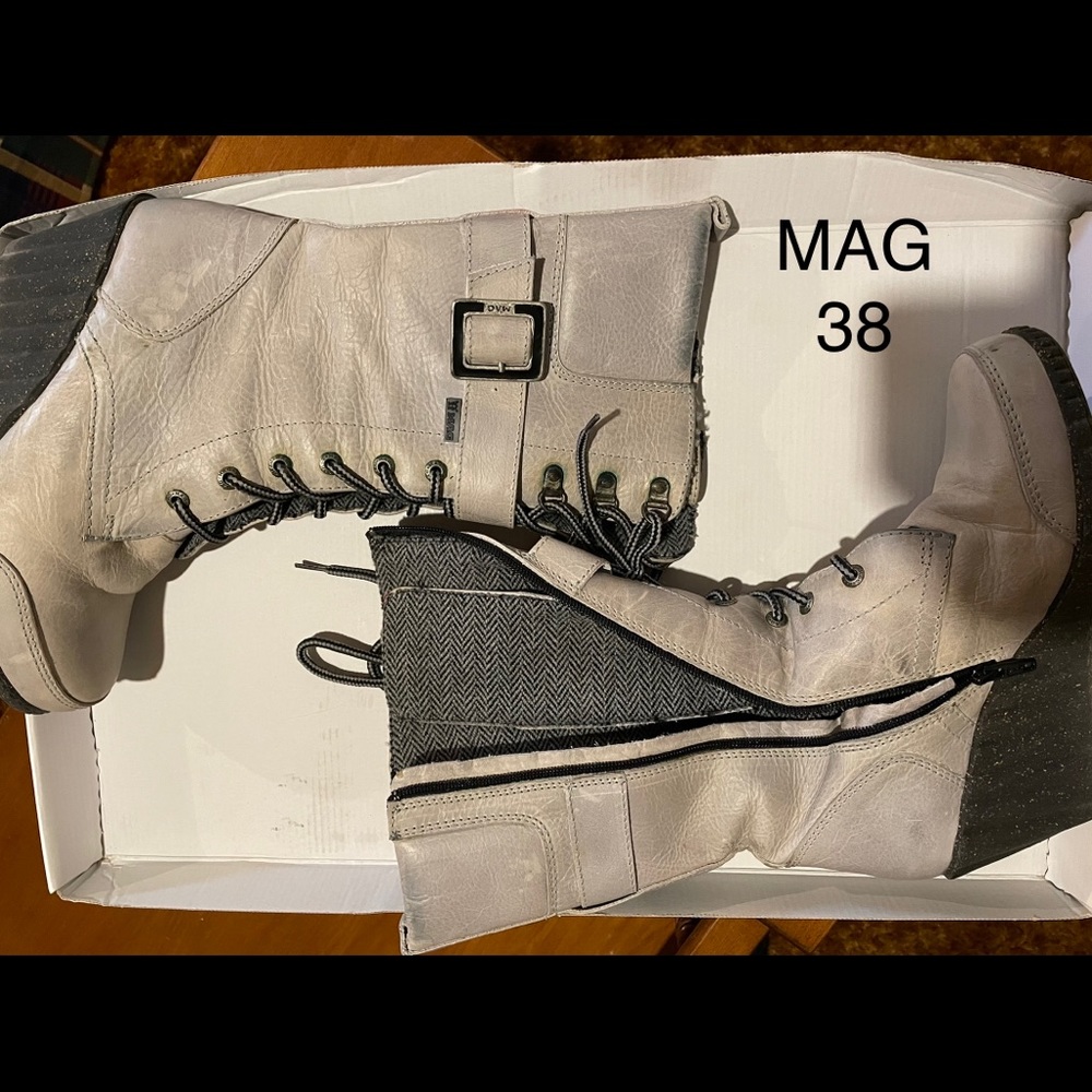 Mag boots size 38